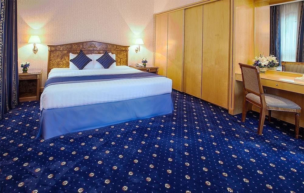 Capitol Hotel Jumeirah Dubai Exterior photo