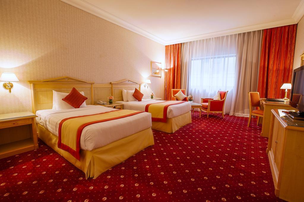 Capitol Hotel Jumeirah Dubai Exterior photo