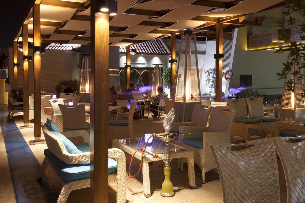 Capitol Hotel Jumeirah Dubai Exterior photo