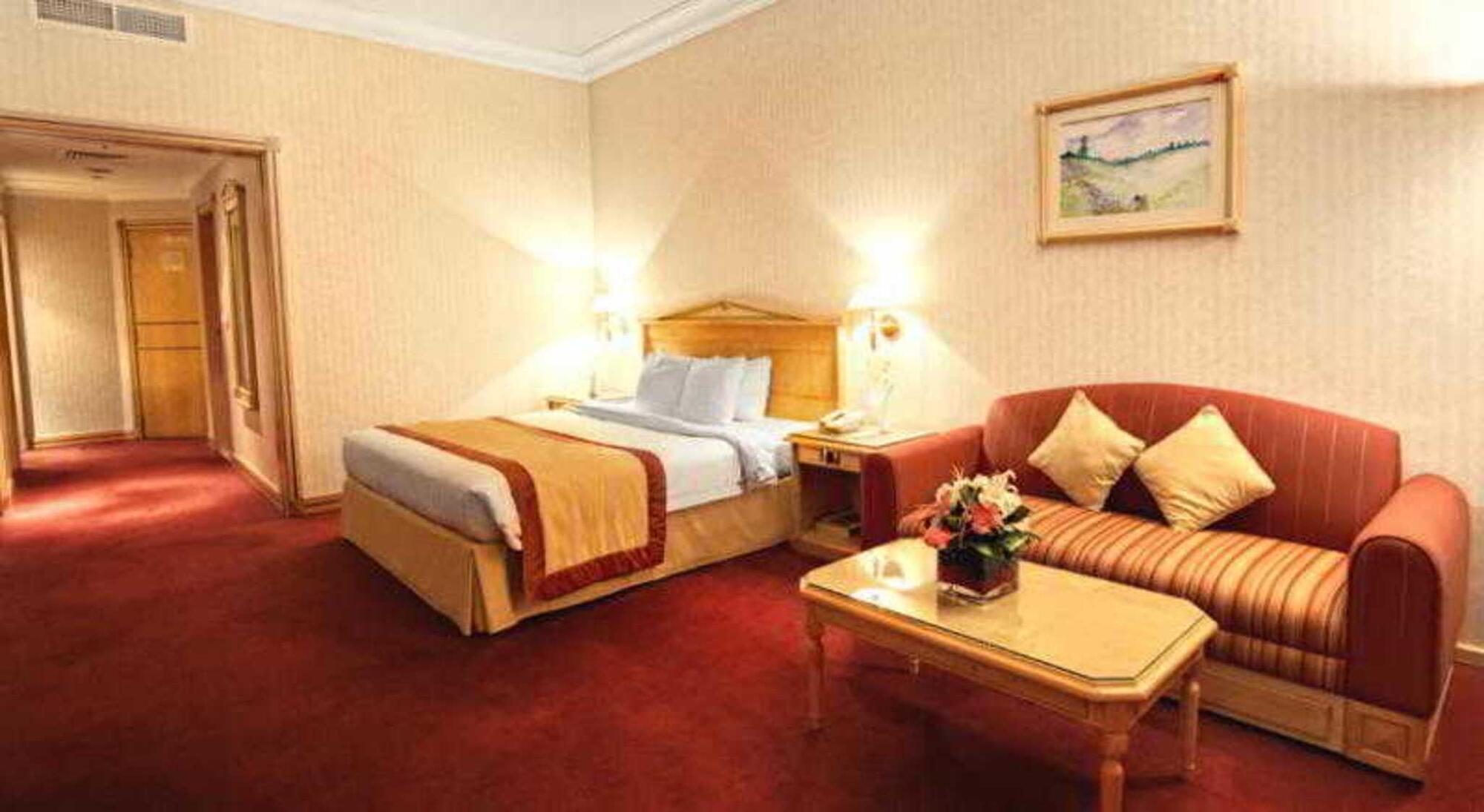 Capitol Hotel Jumeirah Dubai Exterior photo